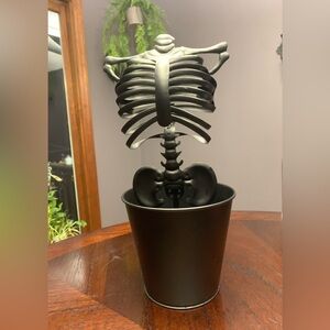 Black Skeleton Plant Holder